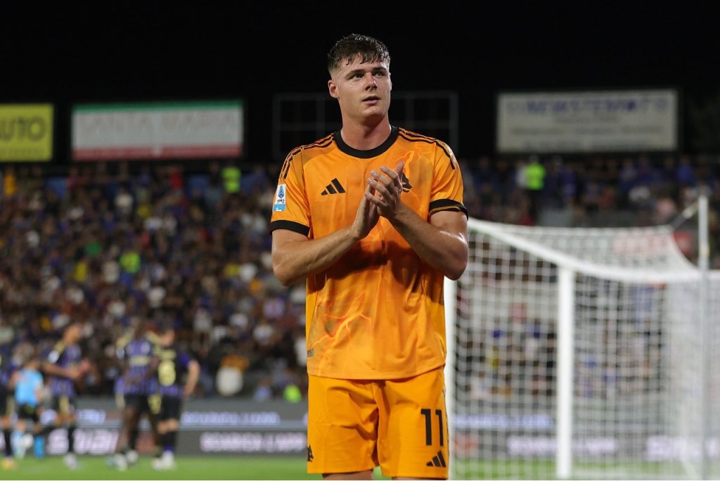 Evan Ferguson in maglia Roma