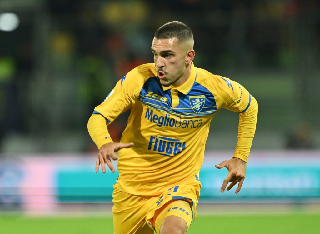 Arijon Ibrahimovic con la maglia del Frosinone