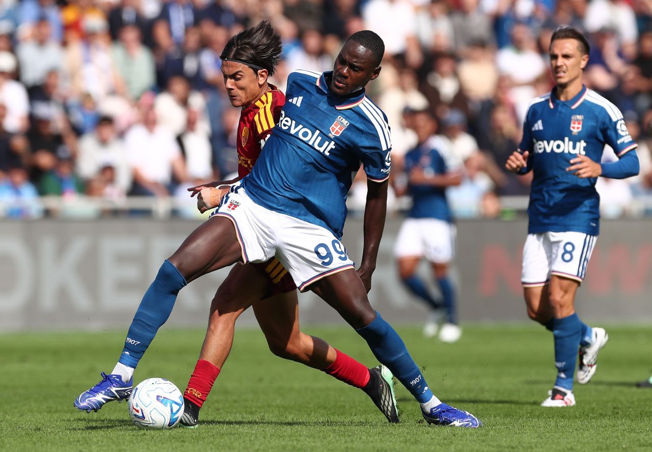Trevor Chalobah in maglia Como